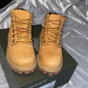 Toddler timberland constructs